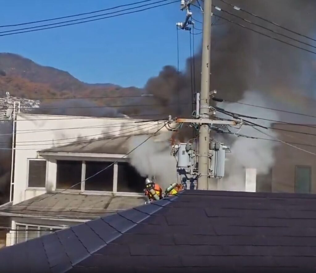 兵庫県神戸市東灘区深江本町付近火災