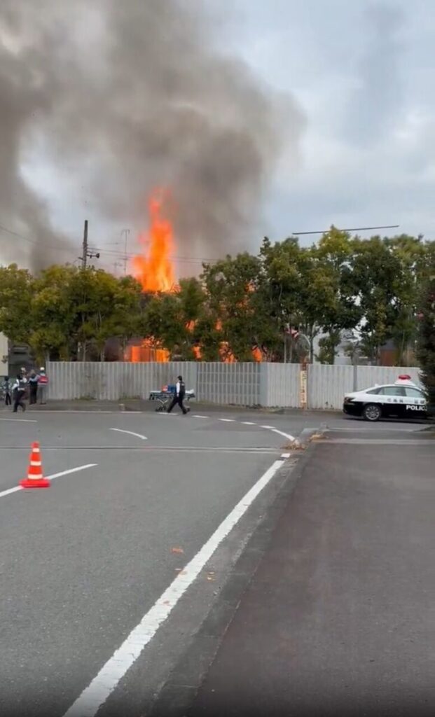 いわき市平下荒川久世原付近火災