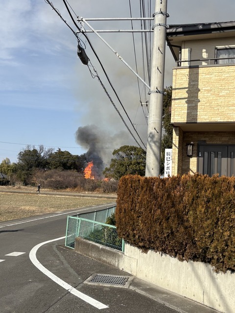 太田市沖野町付近火災